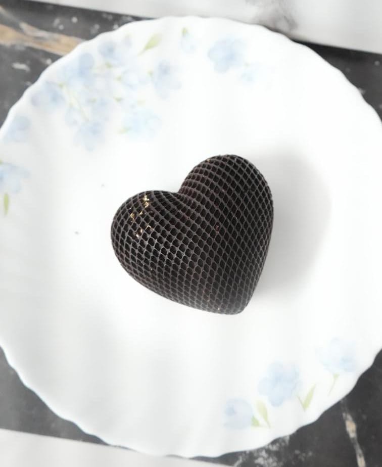 Magical Pop Chocolate (Heart Shaped) 100grams